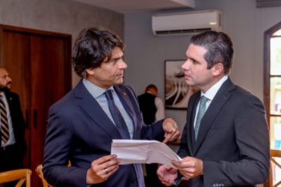 Pedro-Paulo-e-Hugo-Motta_Douglas-Gomes-Lid-Republicanos-326x245-1